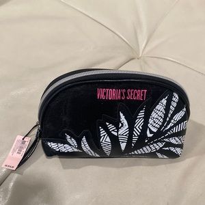 NWT Victoria’s Secret mini cosmetic bag